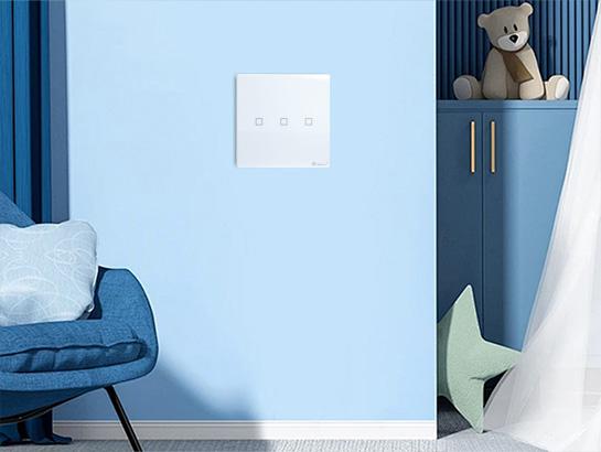 Smart Touch Light Switch - 3 Gang / 2086s
