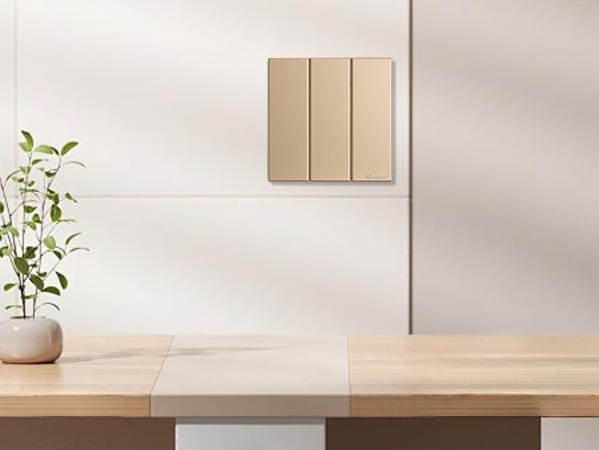 Smart Light Switch - 3 Gang / 2086s