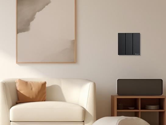 Smart Light Switch - 3 Gang / 2086s