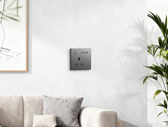 Smart Outlet with Type C / Socket UK-MEC-A Smart Outlet with Type C / Socket UK-MEC-A