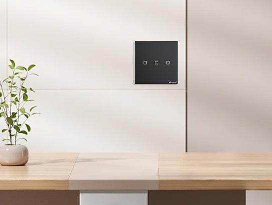 Smart Touch Light Switch - 3 Gang / 2086s